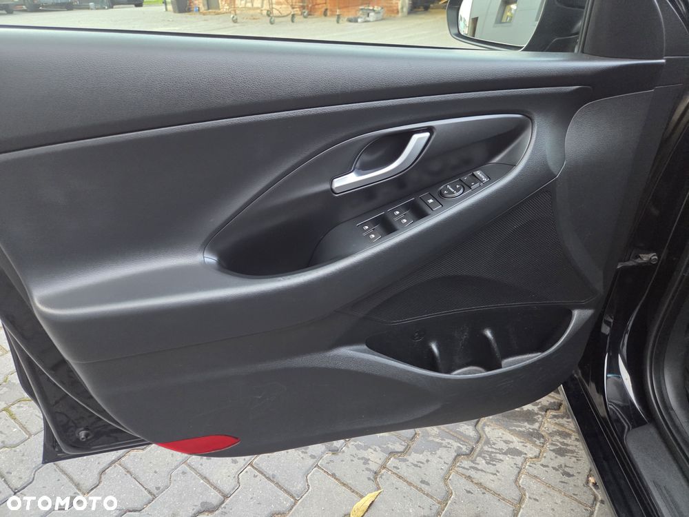 Hyundai i30 - 25