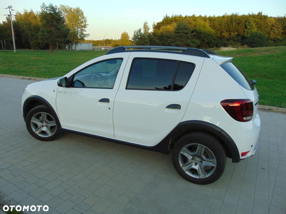Dacia Sandero Stepway TCe 100 Prestige - 33