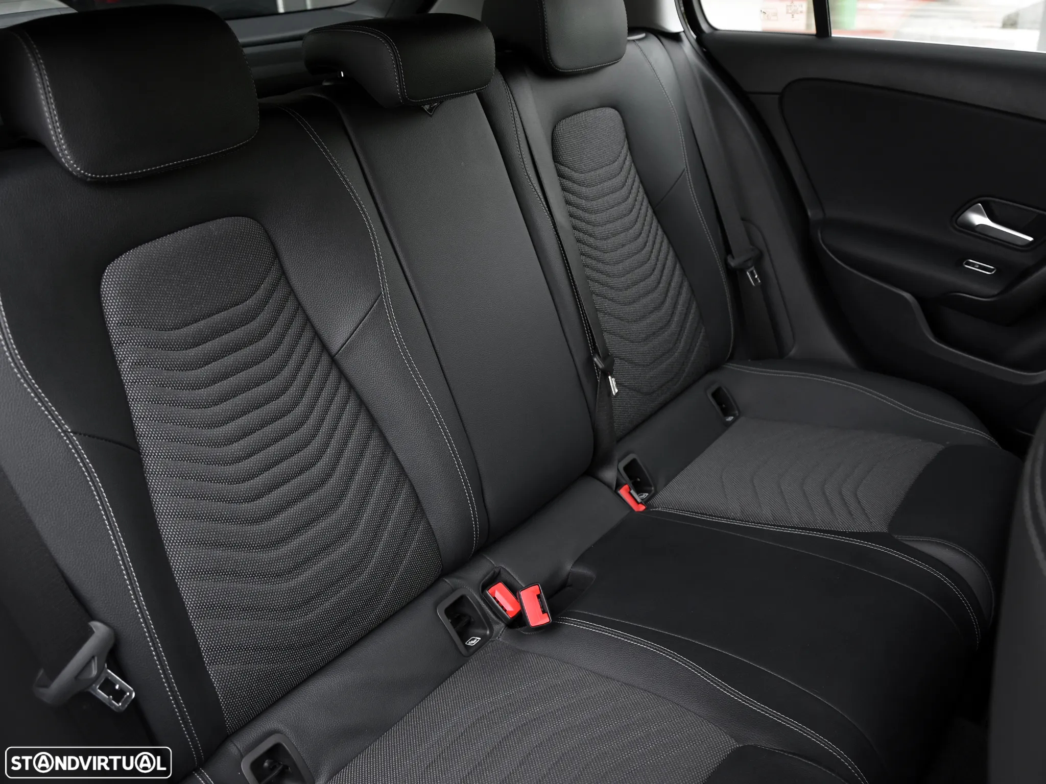 Mercedes-Benz A 250 e Style Plus - 8