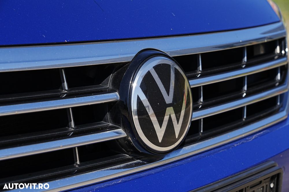 Volkswagen Passat Variant 2.0 TDI DSG R Executive - 11