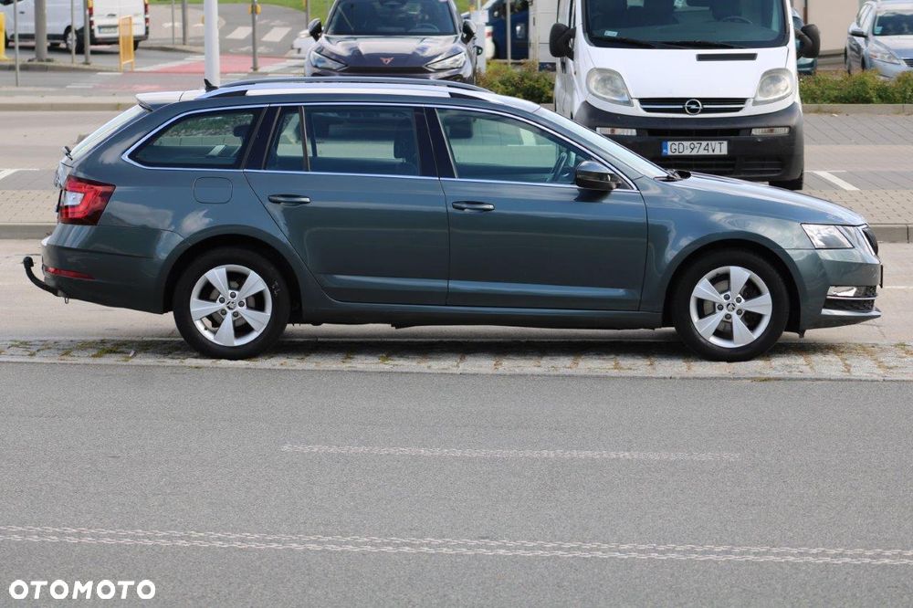 Skoda Octavia 2.0 TDI DSG Sport Edition - 34