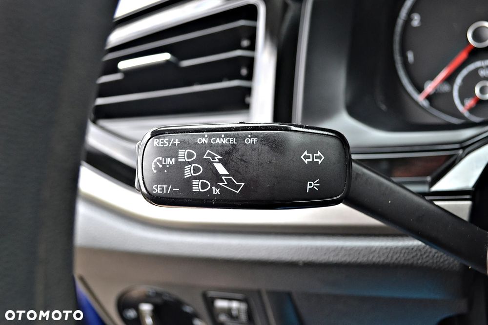 Volkswagen Polo 1.0 (Blue Motion Technology) Comfortline - 35