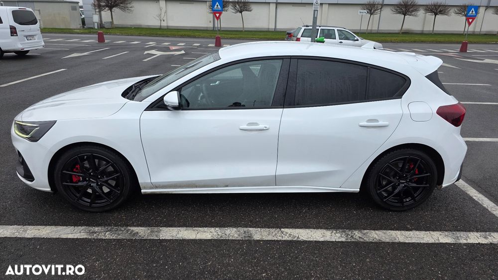 Ford Focus - 16
