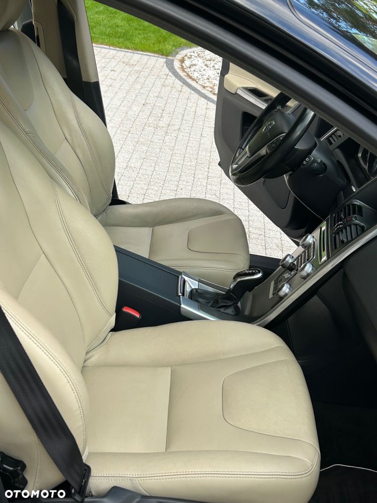 Volvo XC 60 D4 Drive-E Summum - 15