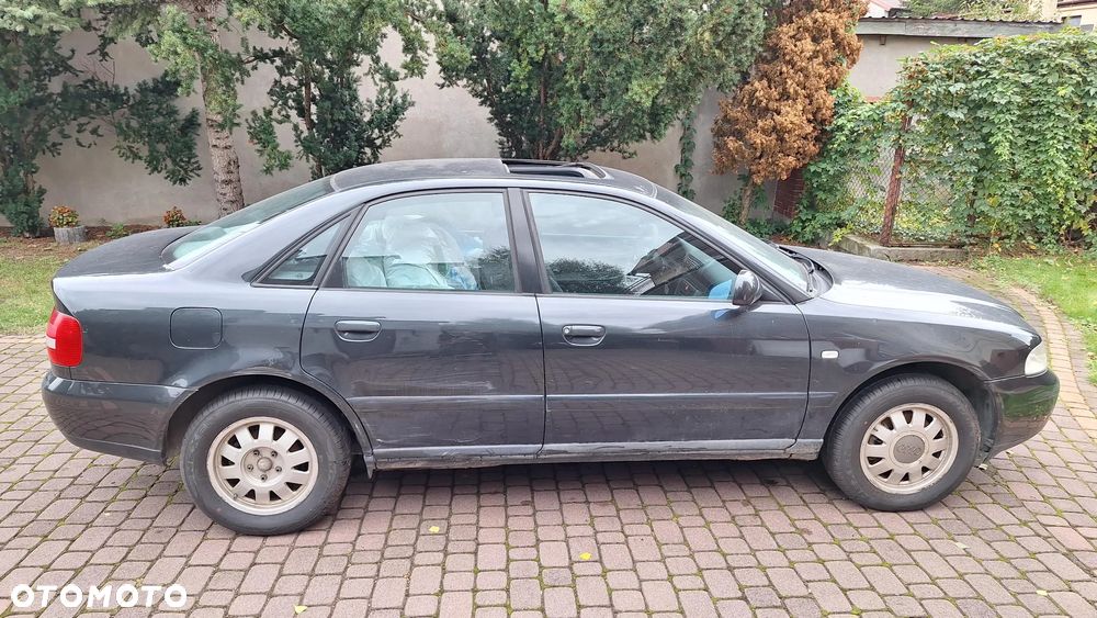 Audi A4 Limousine - 2