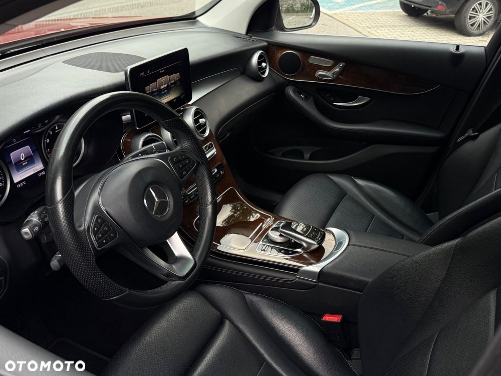 Mercedes-Benz GLC 300 4Matic 9G-TRONIC - 10