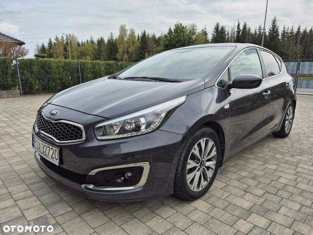 Kia Ceed 1.6 GDI Smart Plus DCT - 21