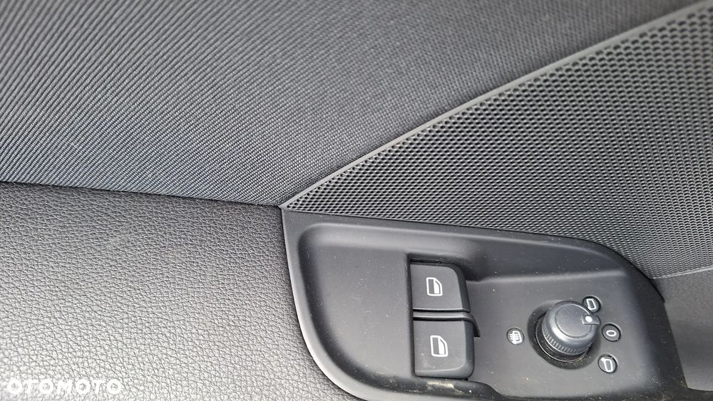Audi A3 3-drzwiowe 1.4 TFSI Premiere Edition - 14