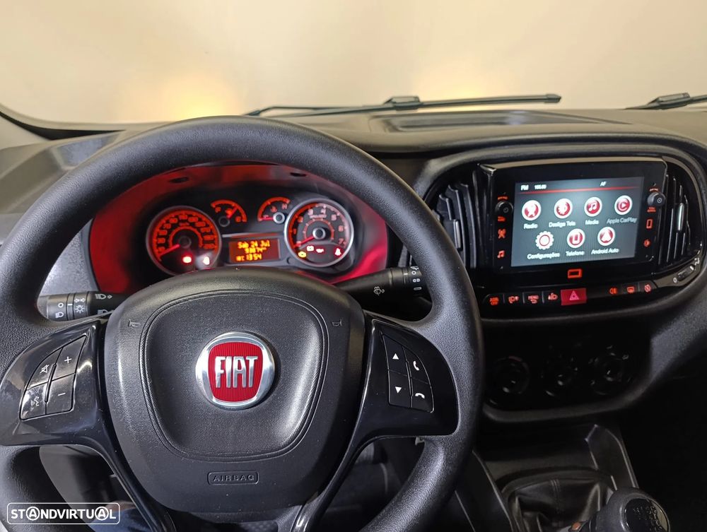 Fiat Doblo 1.6 M-Jet XL (3 Lug. ) - 21