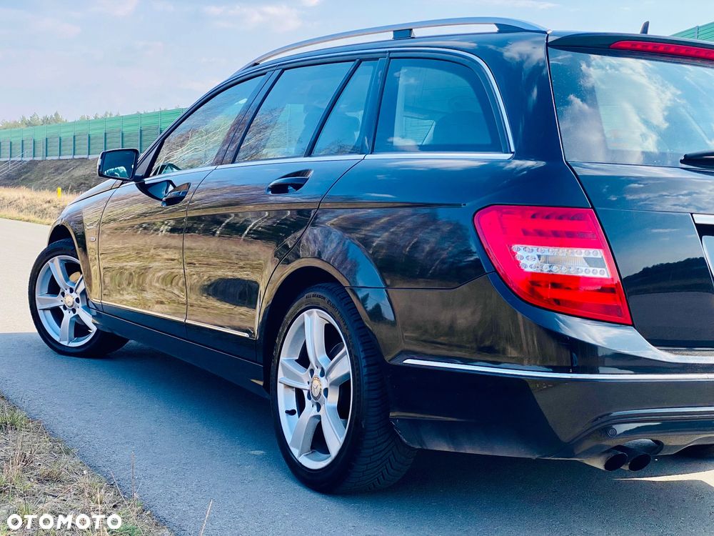 Mercedes-Benz Klasa C 180 CGI Automatik BlueEFFICIENCY Avantgarde - 8