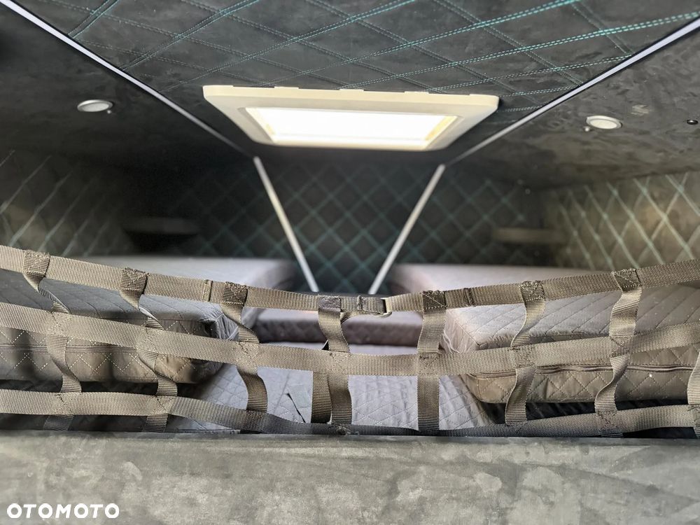 Mercedes-Benz Sprinter - 19