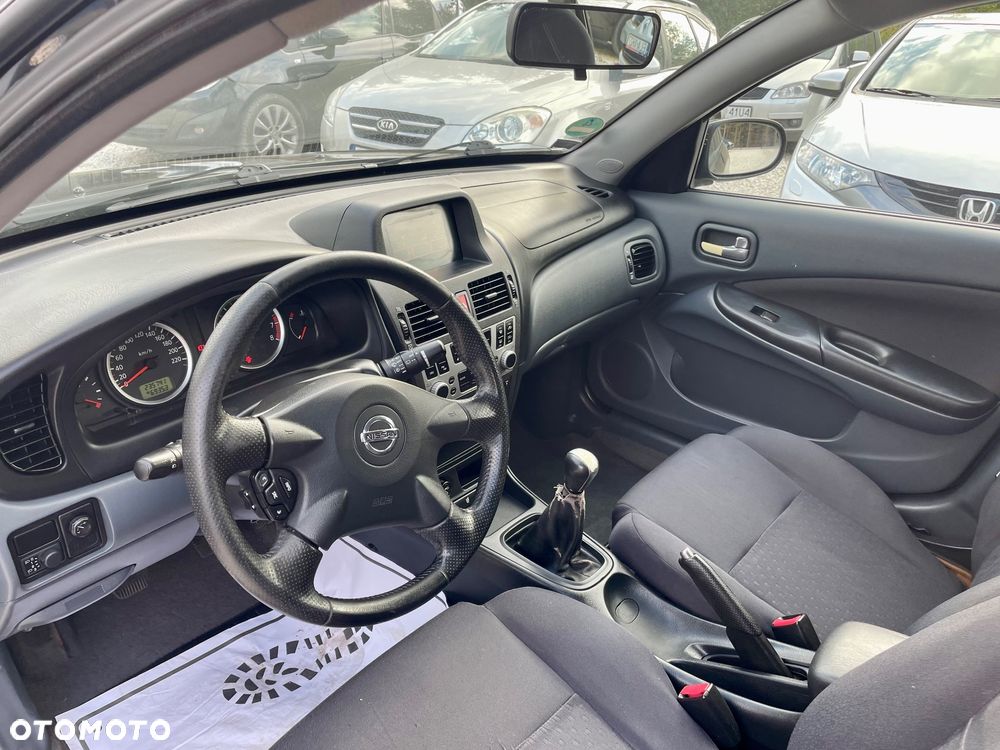 Nissan Almera 1.5 visia - 4