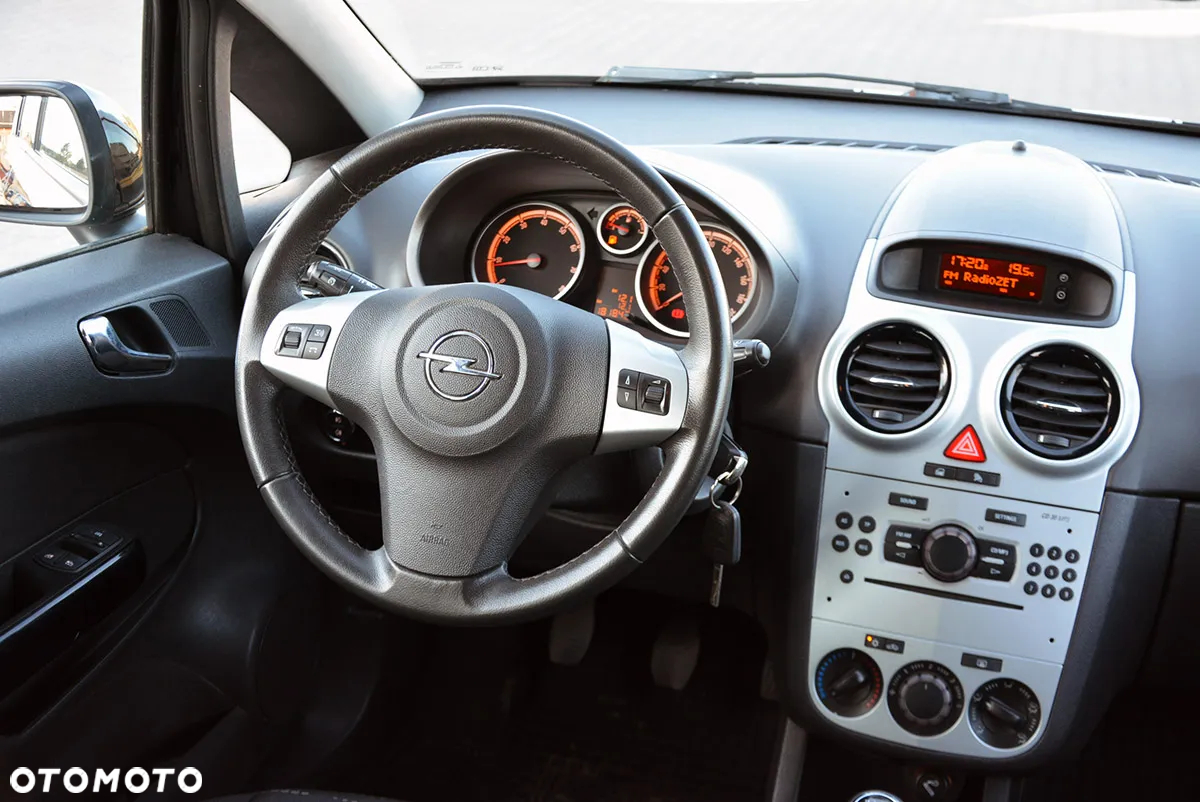 Opel Corsa 1.4 16V Satellite - 3