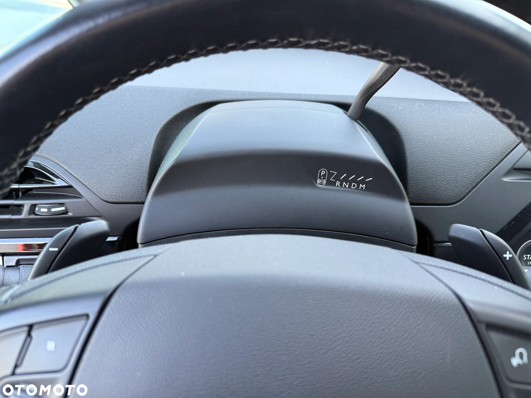 Citroën C4 Grand Picasso 1.6 THP MoreLife S&S EAT6 - 16