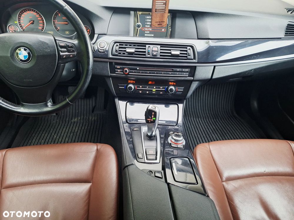 BMW Seria 5 520d - 9