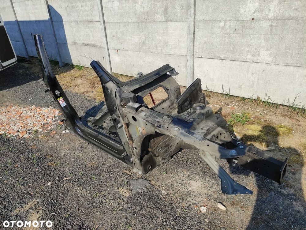 ĆWIARTKA PRAWA PRZÓD SŁUPEK AUDI SQ5 Q5 8R - 2