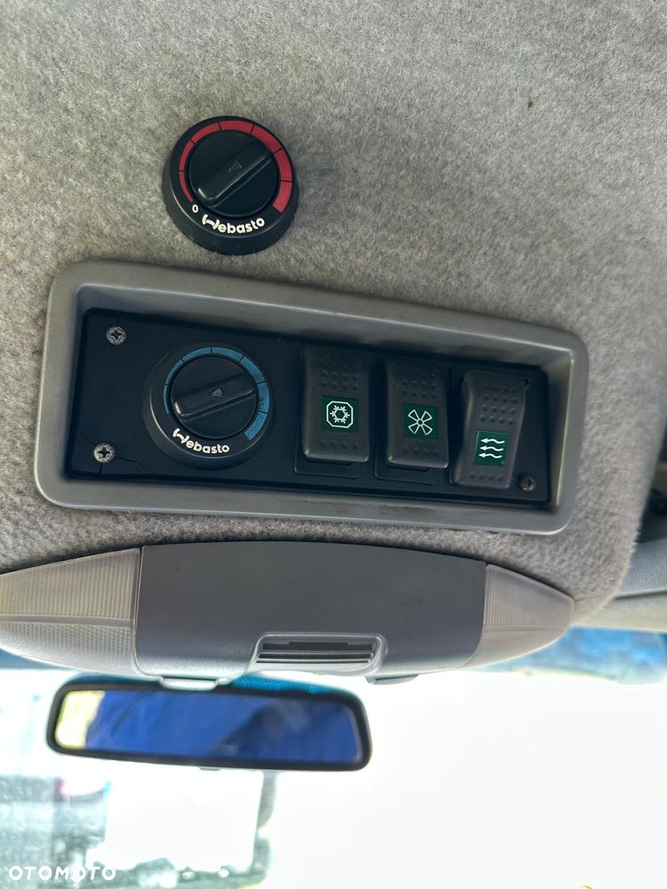 Mercedes-Benz Sprinter - 5
