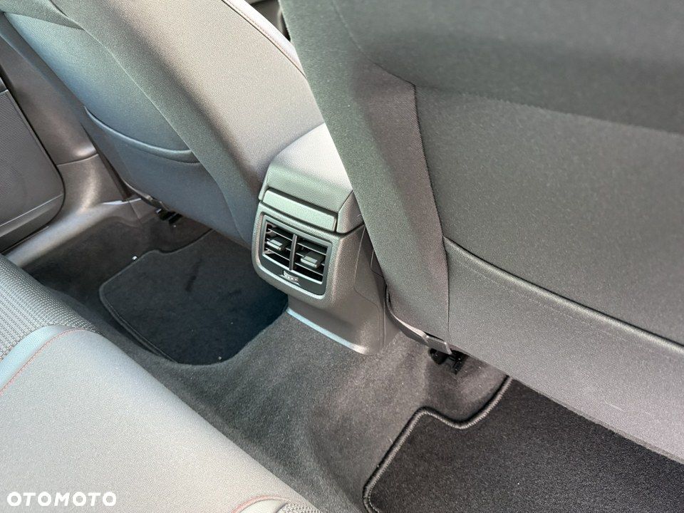 Seat Leon 2.0 TDI DPF FR - 36