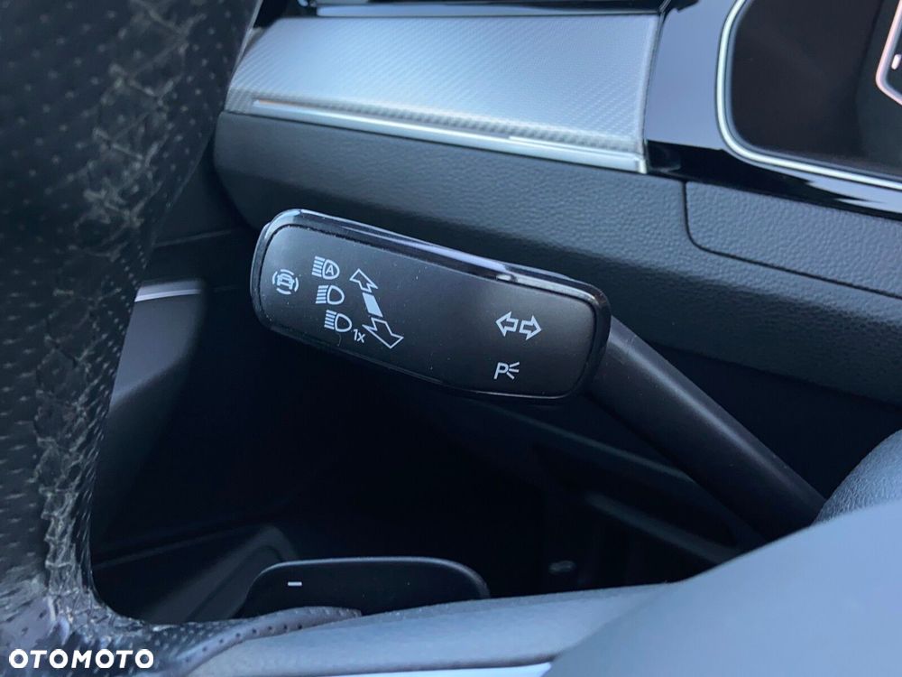 Volkswagen Passat - 13