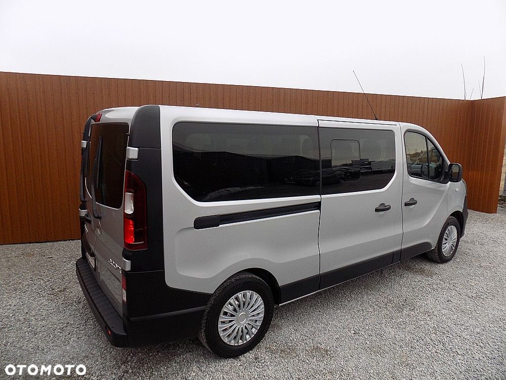 Opel Vivaro L2H1 2,9t Elegance Business - 4