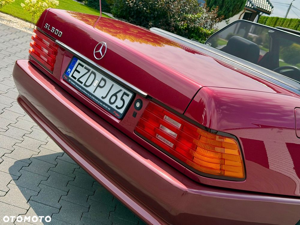 Mercedes-Benz SL - 32