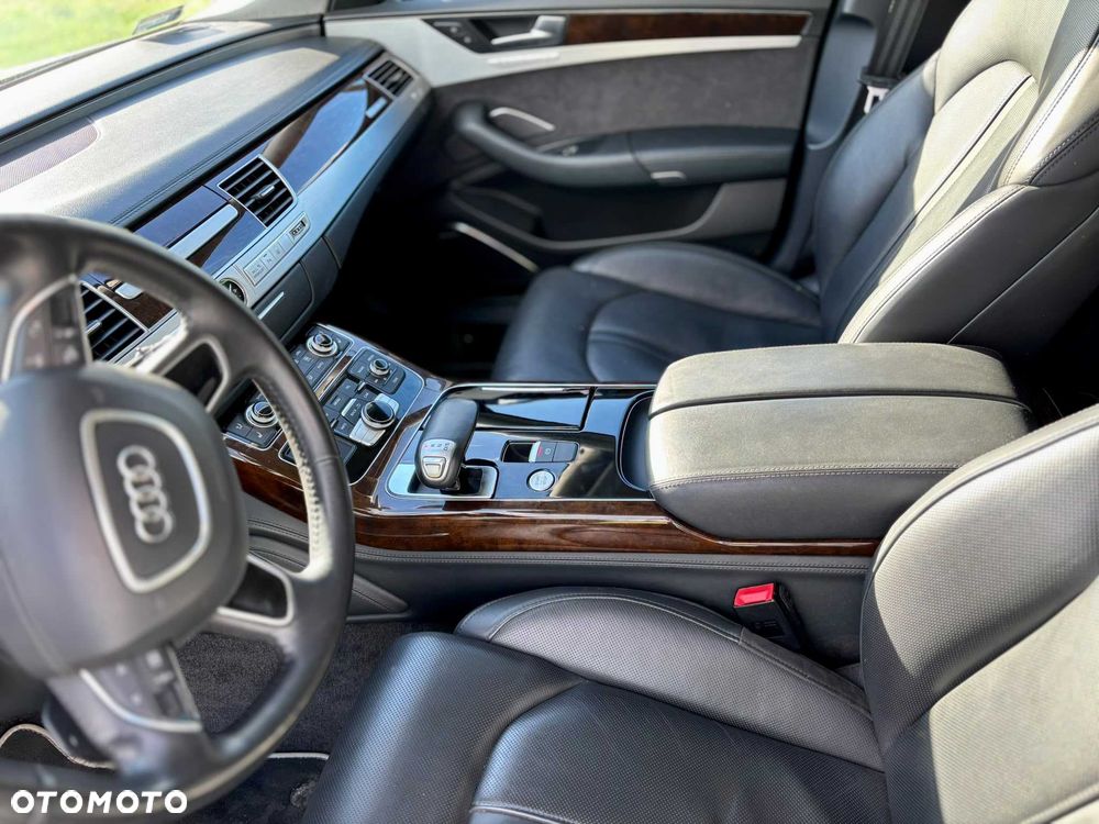 Audi A8 - 9