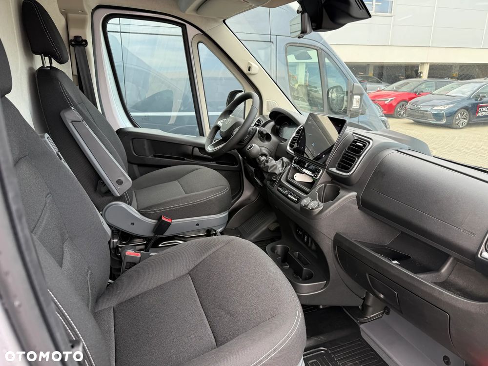 Toyota Proace MAX - 8