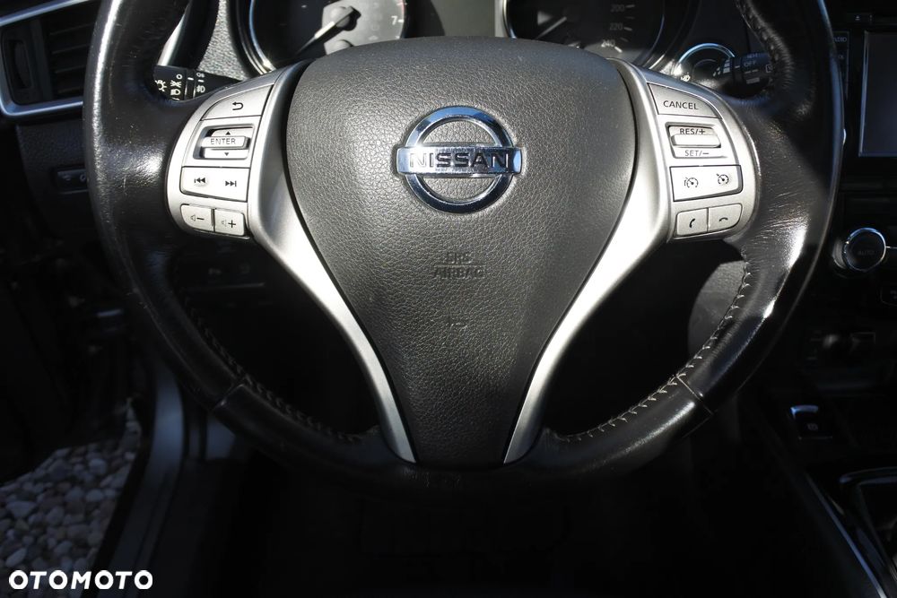 Nissan X-Trail 1.6 DIG-T Tekna 2WD - 24