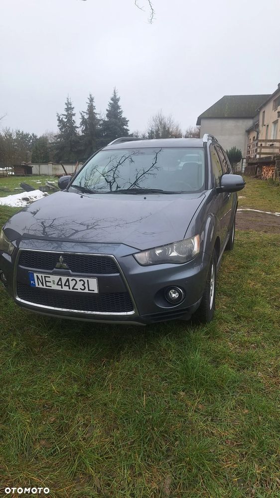 Mitsubishi Outlander 2.0 Intense + 2WD CVT - 3