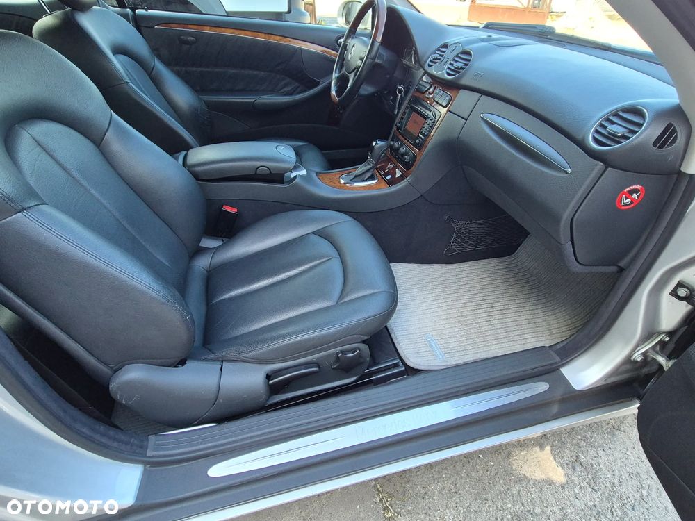 Mercedes-Benz CLK 240 Avantgarde - 30