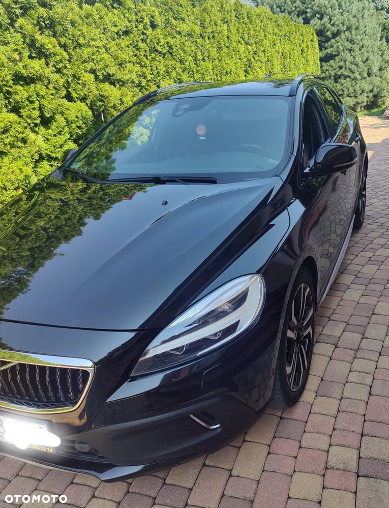 Volvo V40 Cross Country D2 Drive-E Summum - 2