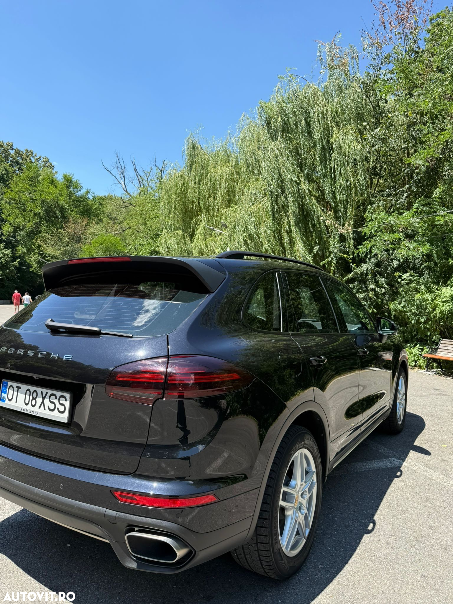 Porsche Cayenne 3.0 L - 25