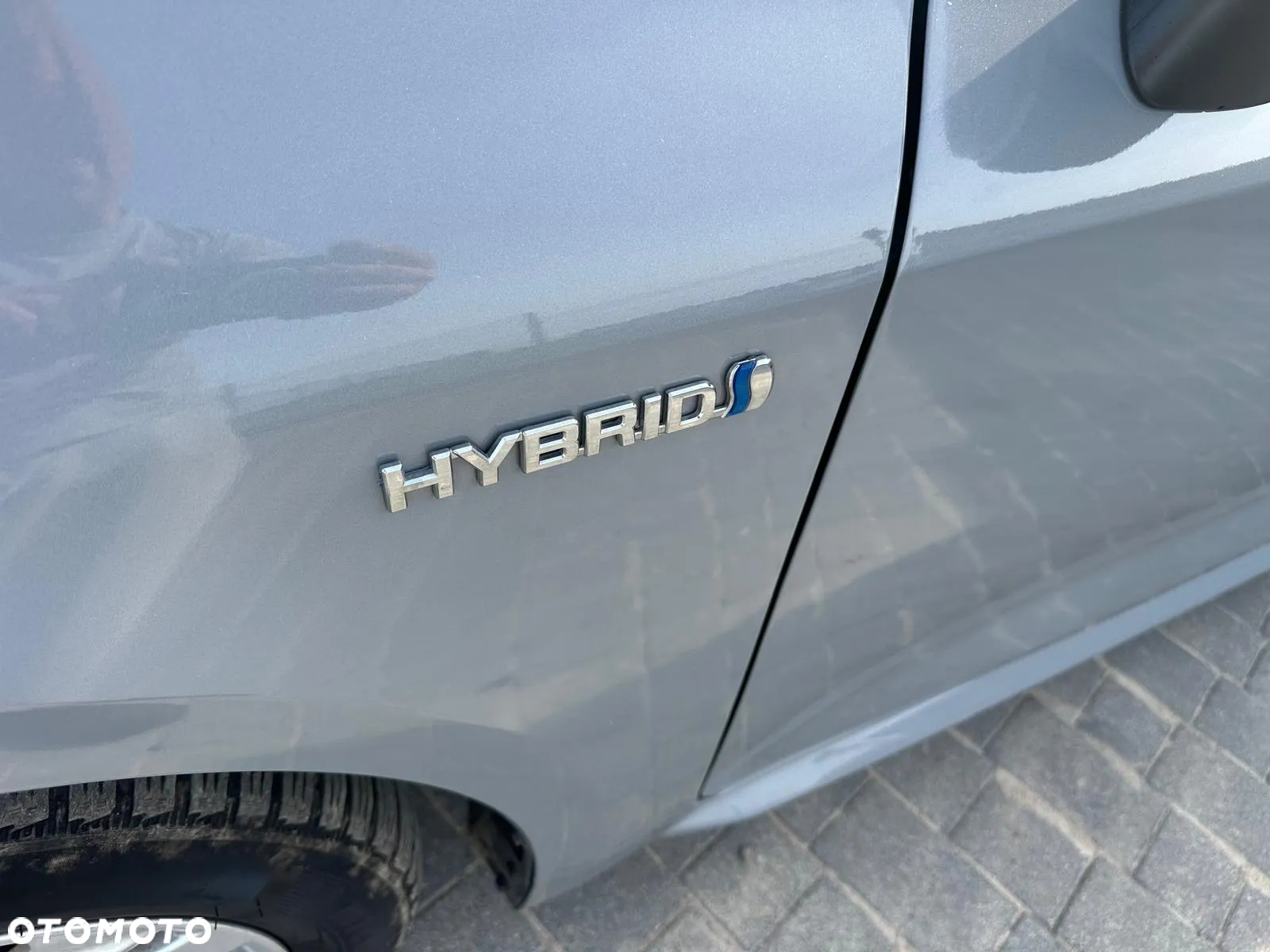 Toyota Corolla 1.8 Hybrid - 8