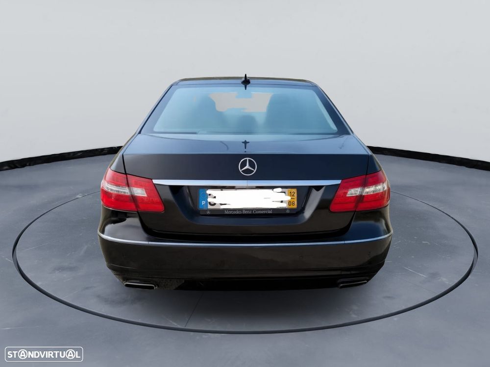 Mercedes-Benz E 250 CDI Avantgarde BE Auto. - 18