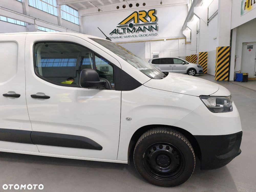 Toyota ProAce Kombi D-4D Medium 2,6t - 4