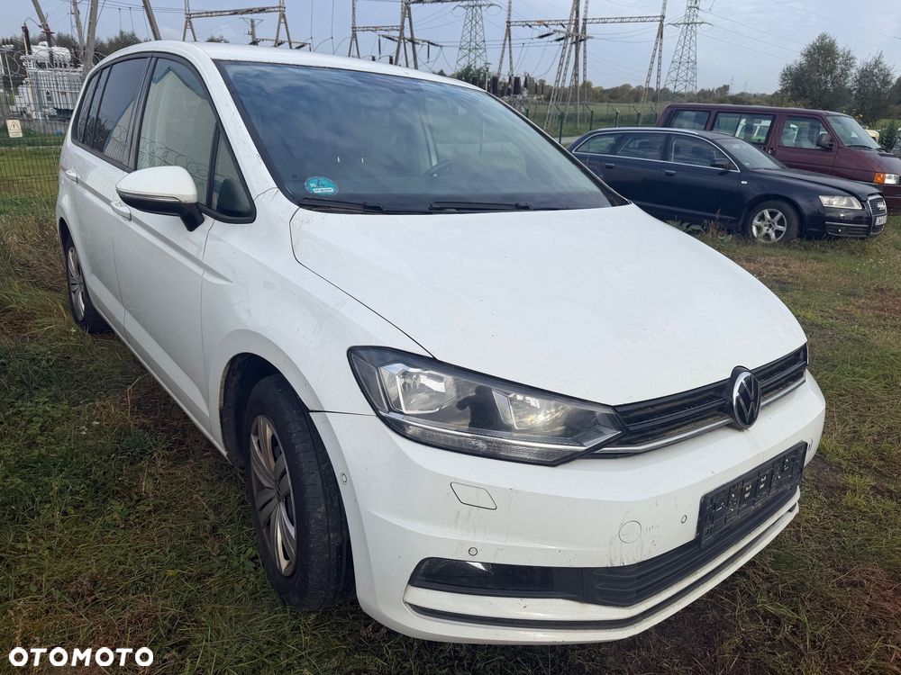 Volkswagen Touran - 3