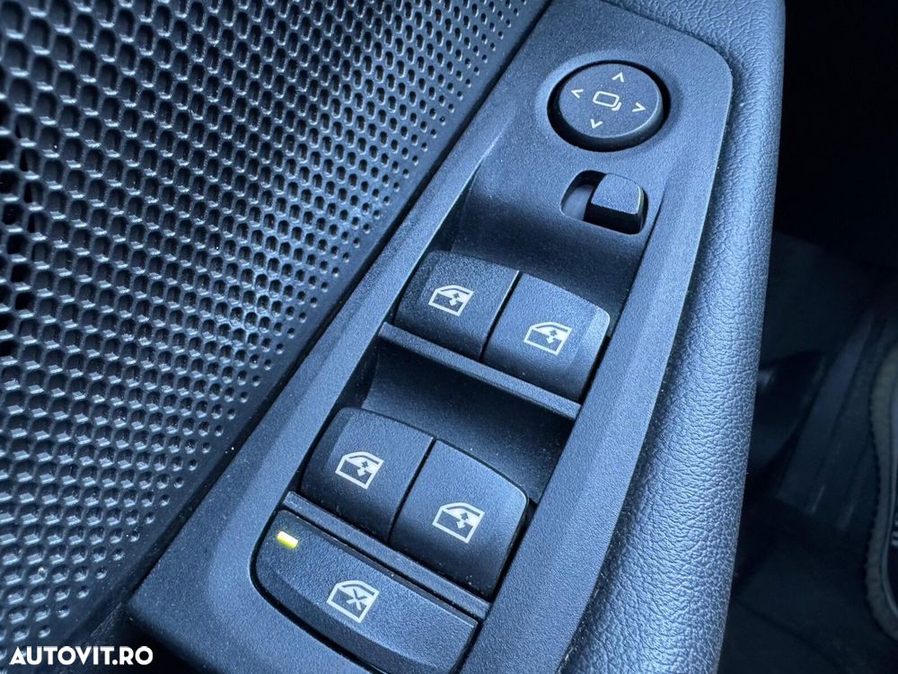 BMW Seria 1 - 20