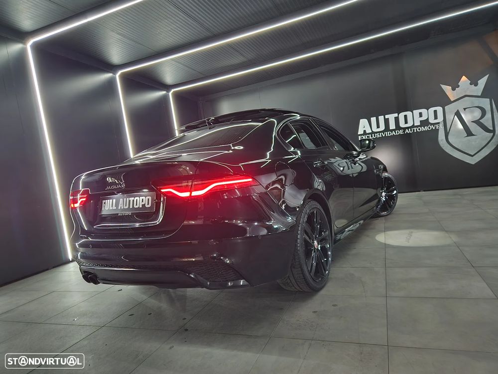 Jaguar XE 2.0 D R-Dynamic HSE - 31