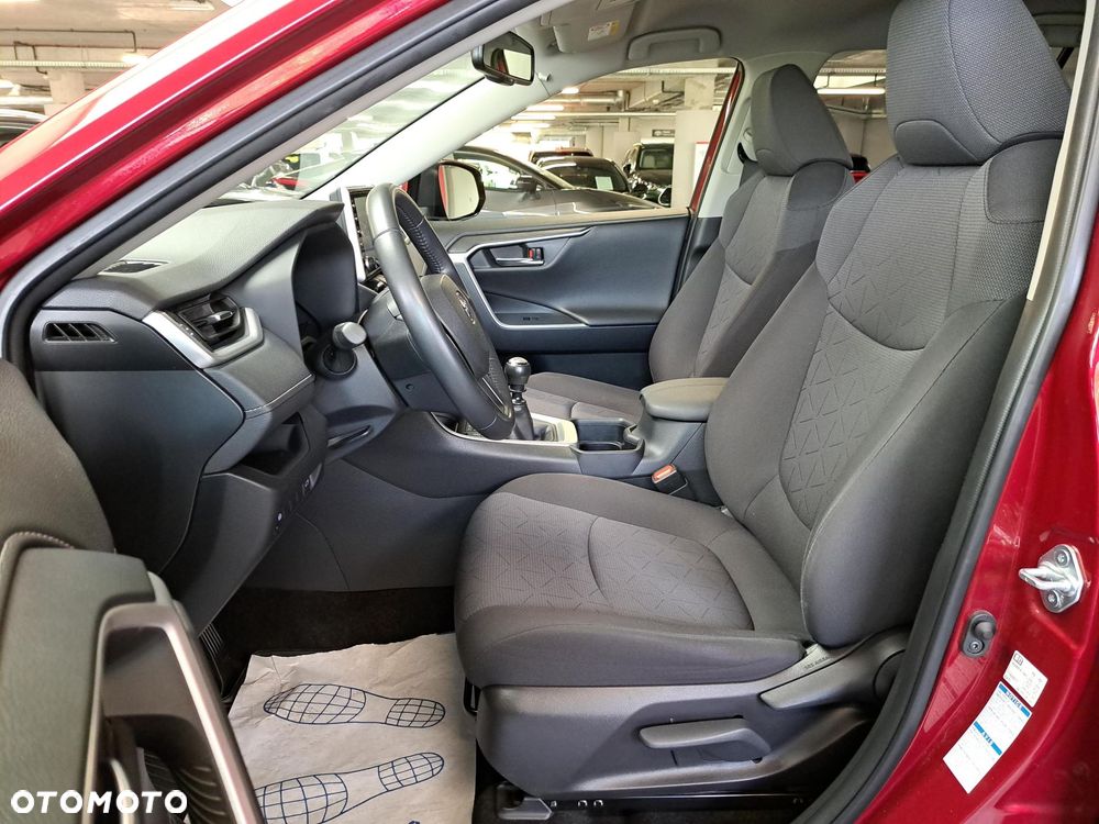 Toyota RAV4 2.0 Comfort 4x4 - 27