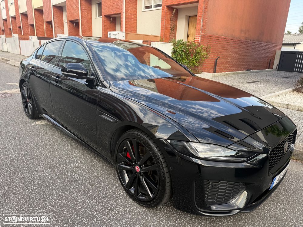 Jaguar XE 2.0 D200 R-Dynamic Black - 3