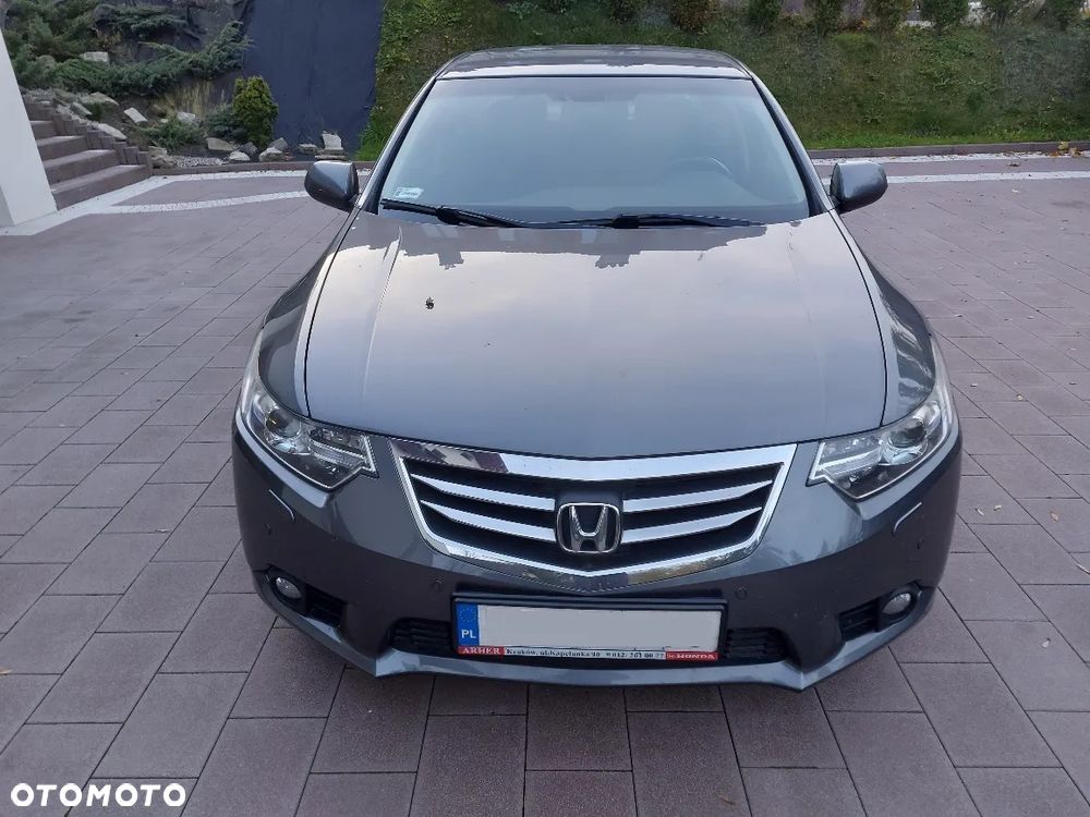 Honda Accord 2.0 Lifestyle - 11
