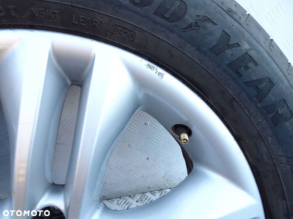 alufelgi z oponami kpl. nissan qashqai j10 17" 5x114.3 et 40 - 9