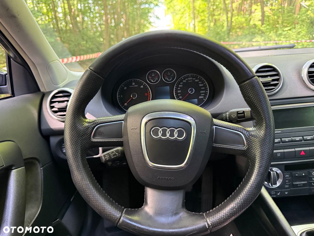 Audi A3 Sportback 2.0 TDI DPF Attraction - 25