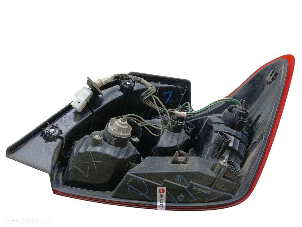 LAMPA LEWY TYŁ MITSUBISHI SPACE STAR II (2013-2016) 1.0 71KM - 3