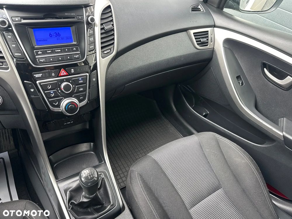Hyundai i30 1.6 CRDi Classic - 14