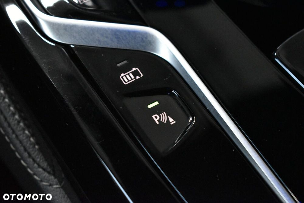 BMW Seria 5 530e xDrive M Sport sport - 20