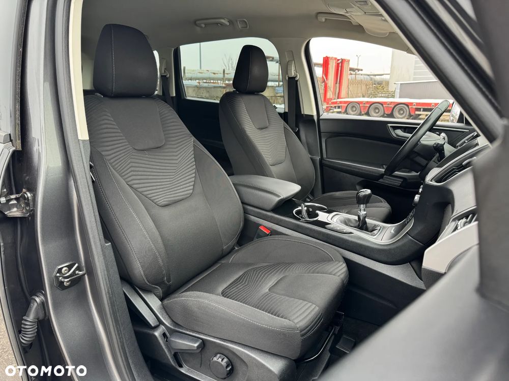 Ford S-Max 1.5 EcoBoost Titanium - 31