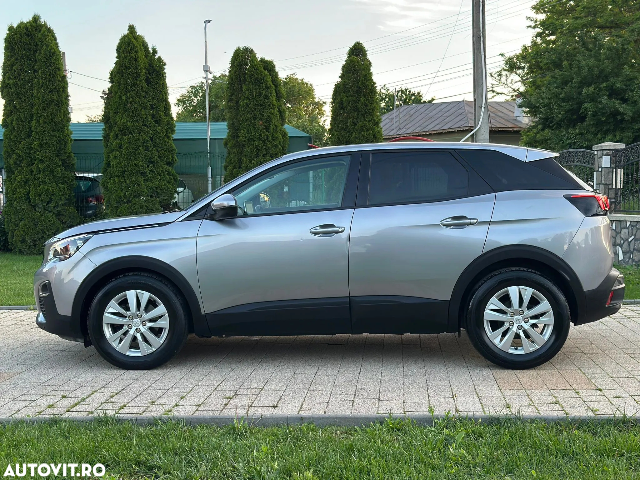 Peugeot 3008 BlueHDi 120 Stop & Start EAT6 Active Business-Paket - 19