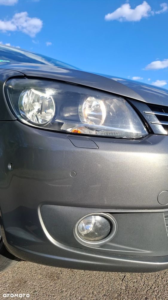 Volkswagen Touran 2.0 TDI DPF DSG Highline - 24
