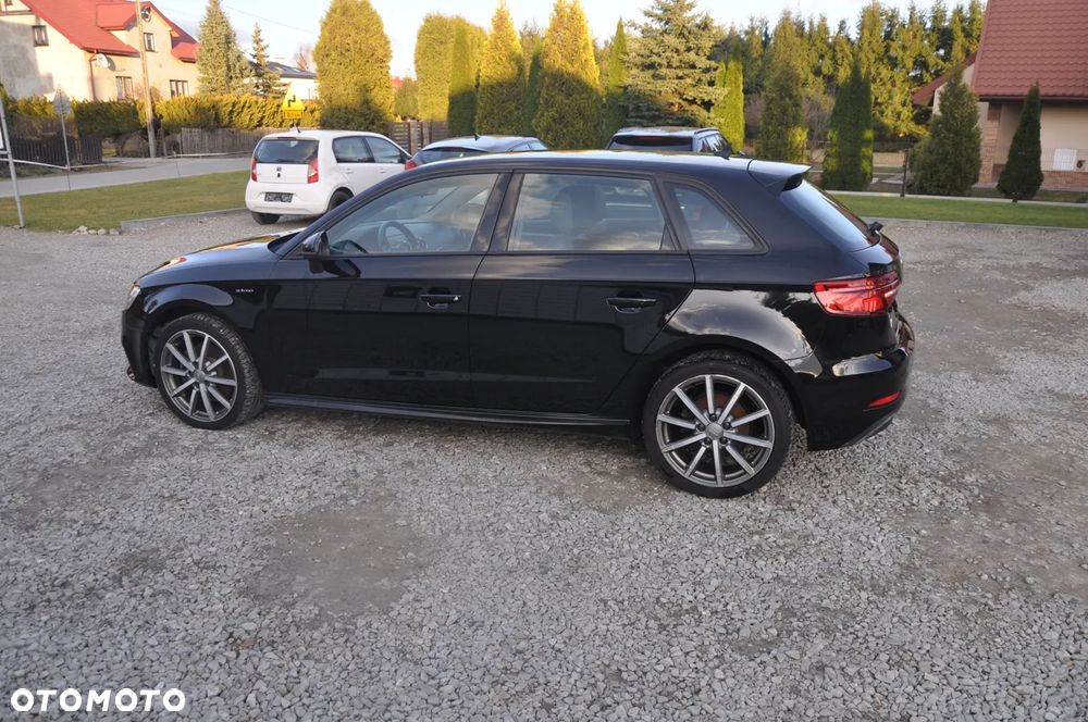 Audi A3 Sportback - 4